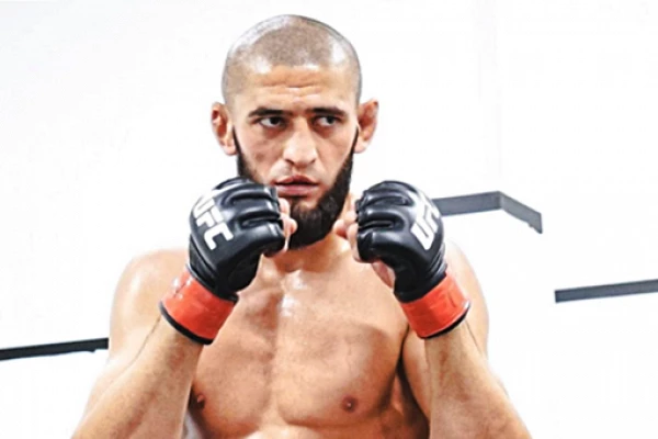 «Он особенный»: президент UFC восхитился Чимаевым